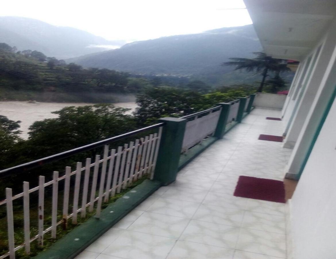 Hotel Devansh, Netala Uttarkāshi Kültér fotó